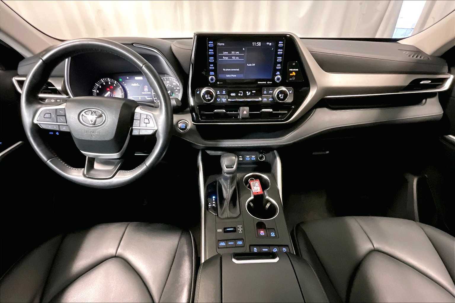 used 2022 Toyota Highlander car, priced at $36,977