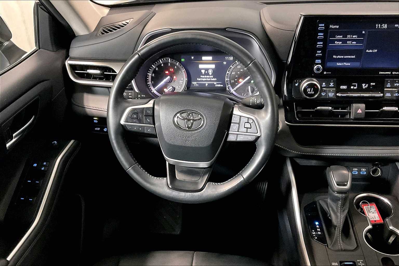 used 2022 Toyota Highlander car, priced at $36,977