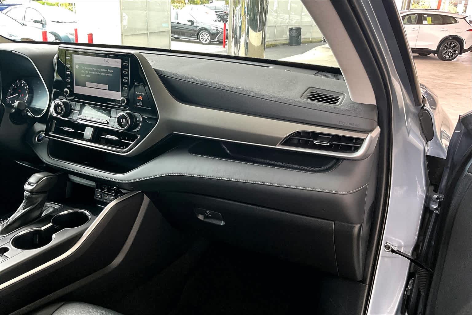 used 2021 Toyota Highlander car, priced at $33,488