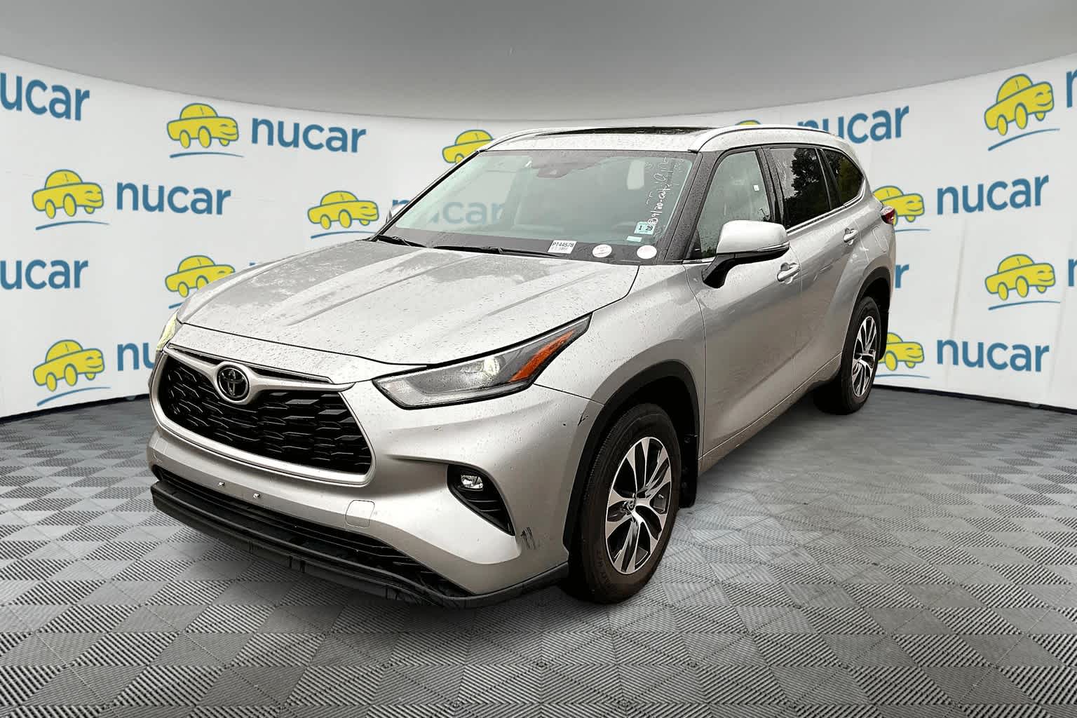 used 2021 Toyota Highlander car, priced at $34,777