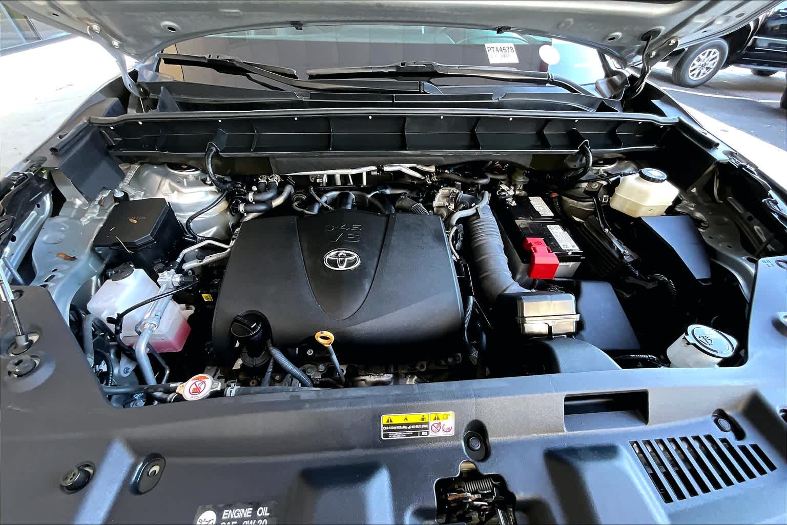 used 2021 Toyota Highlander car, priced at $31,687