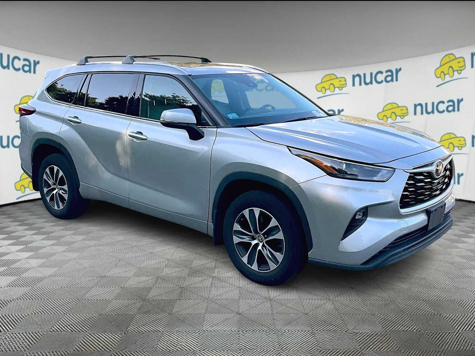 used 2022 Toyota Highlander car, priced at $36,990