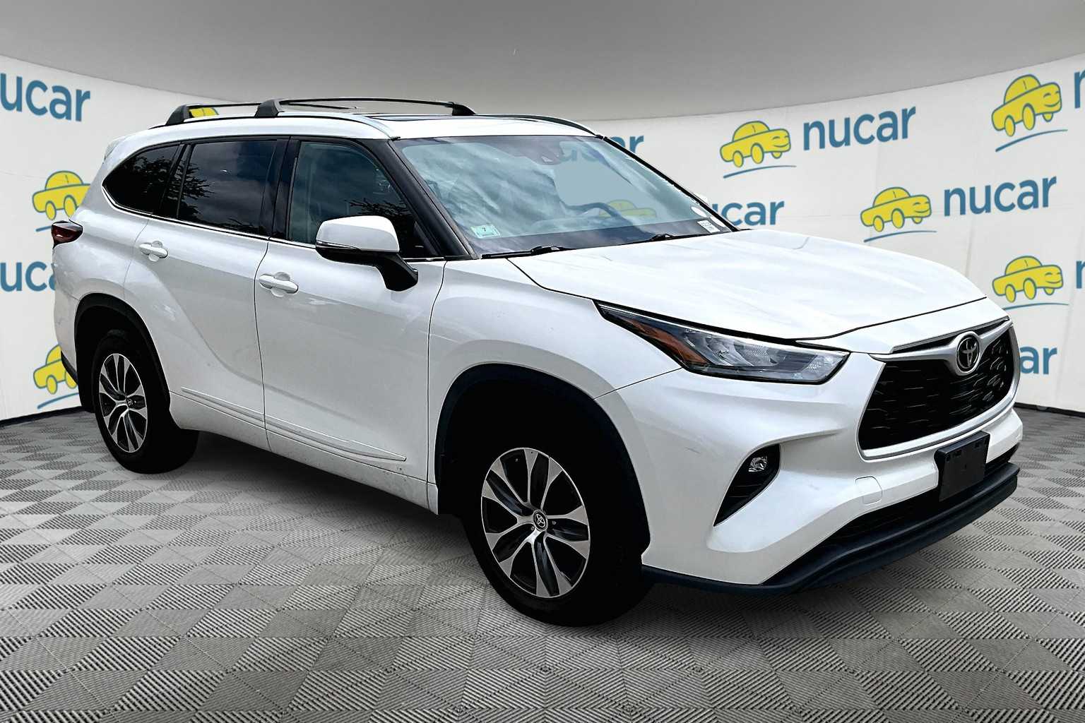 used 2020 Toyota Highlander car, priced at $29,988