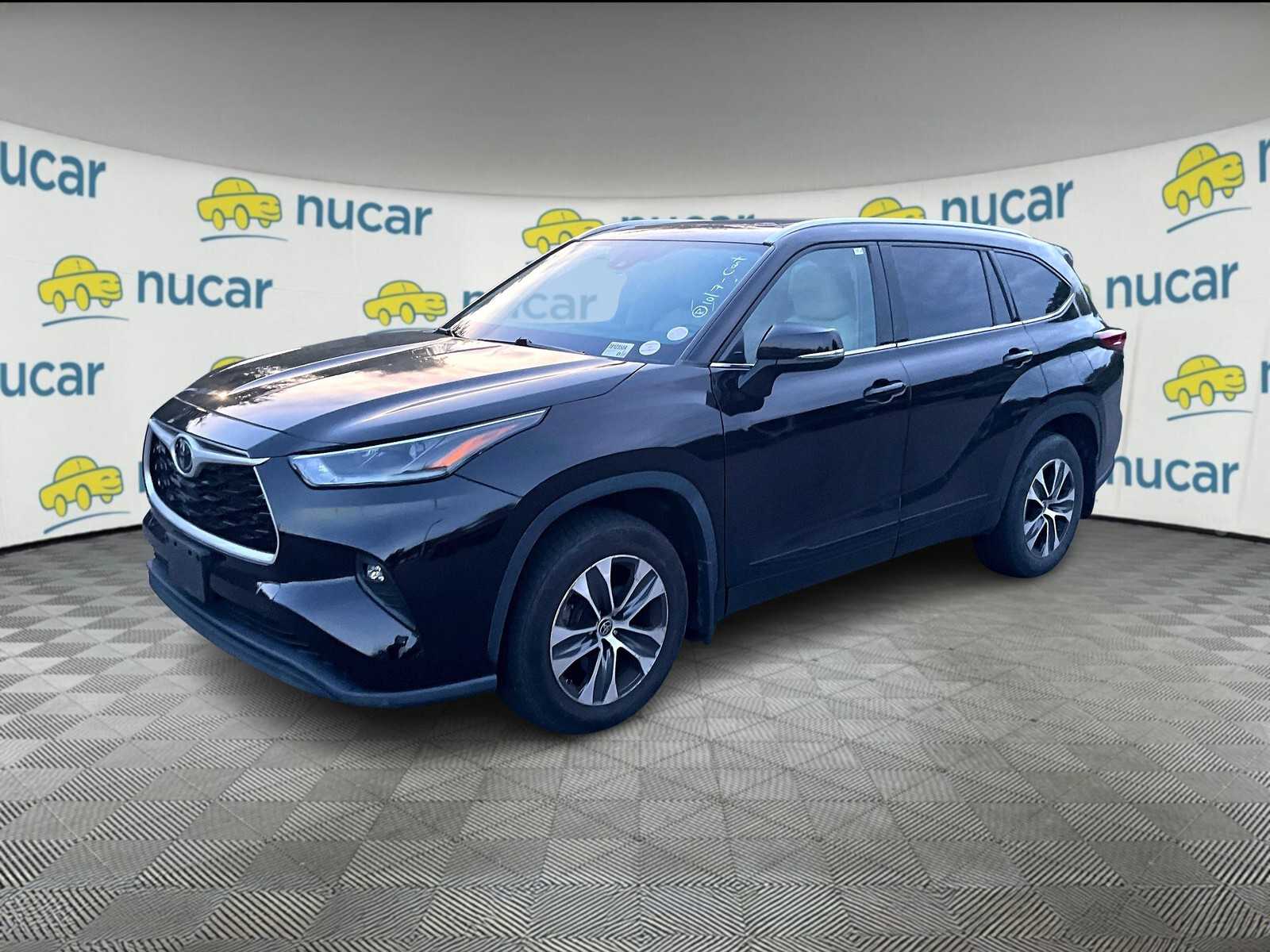 used 2021 Toyota Highlander car, priced at $31,987