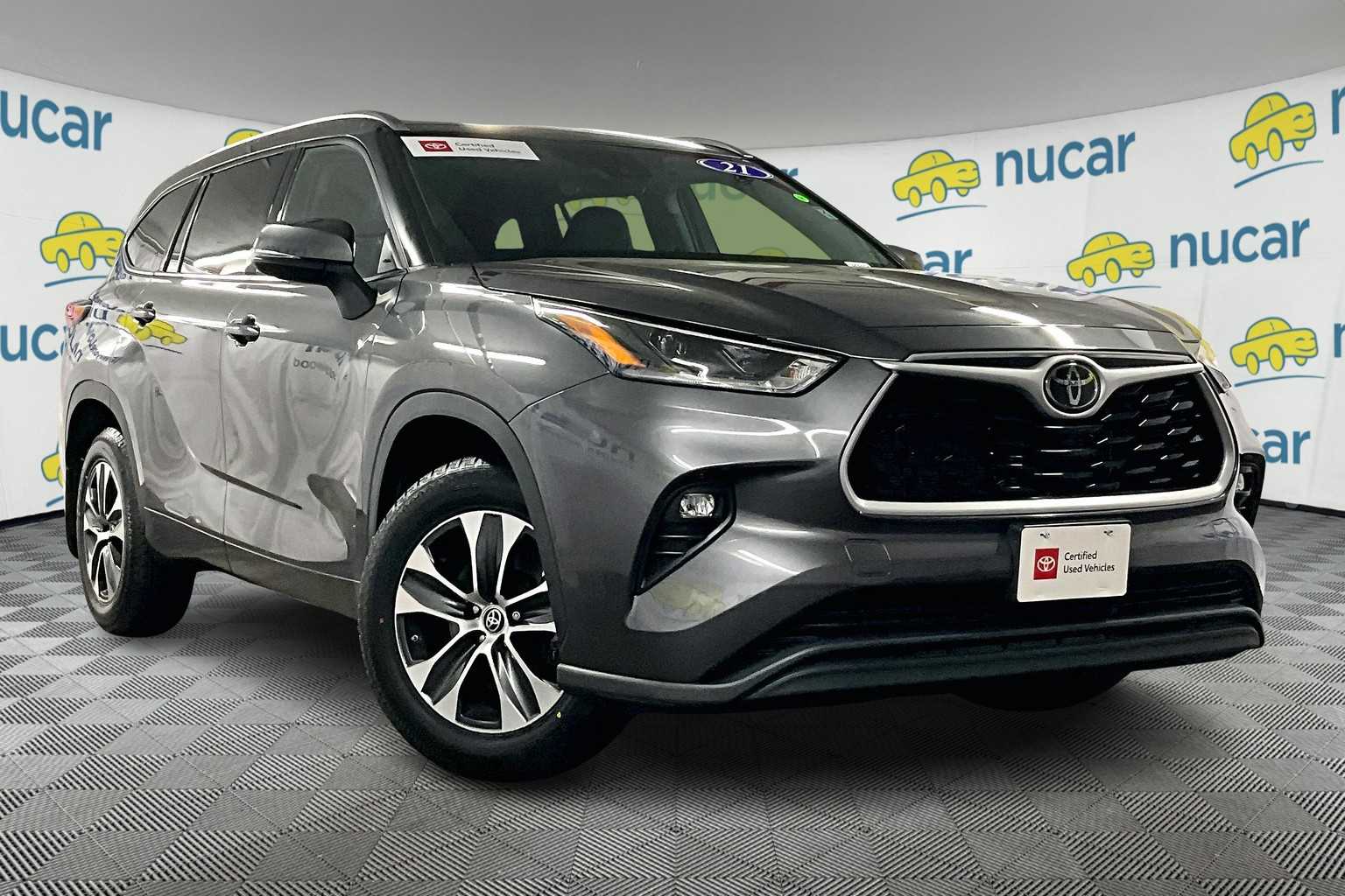 used 2021 Toyota Highlander car, priced at $31,577