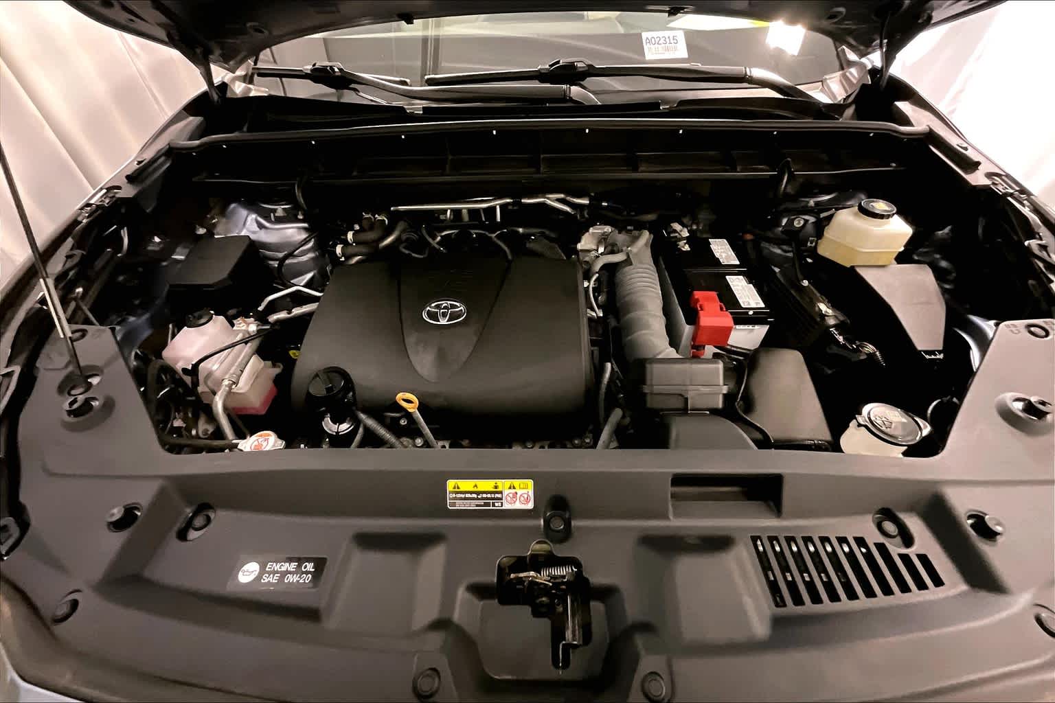 used 2022 Toyota Highlander car, priced at $36,878