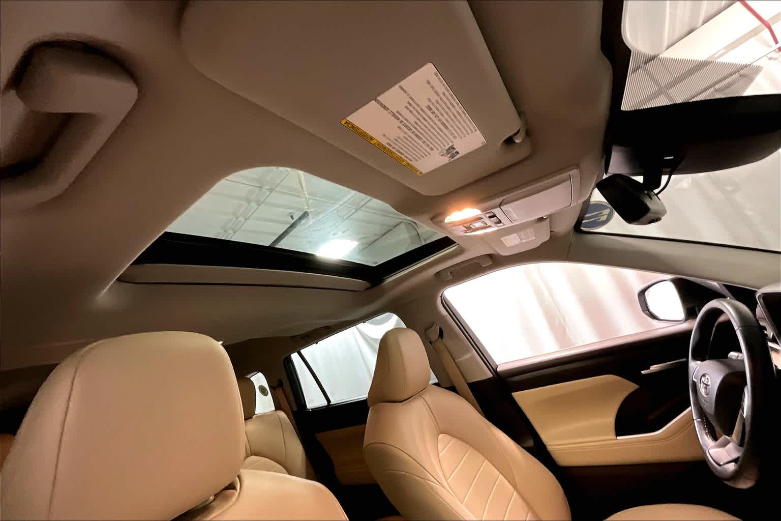 used 2022 Toyota Highlander car, priced at $37,388