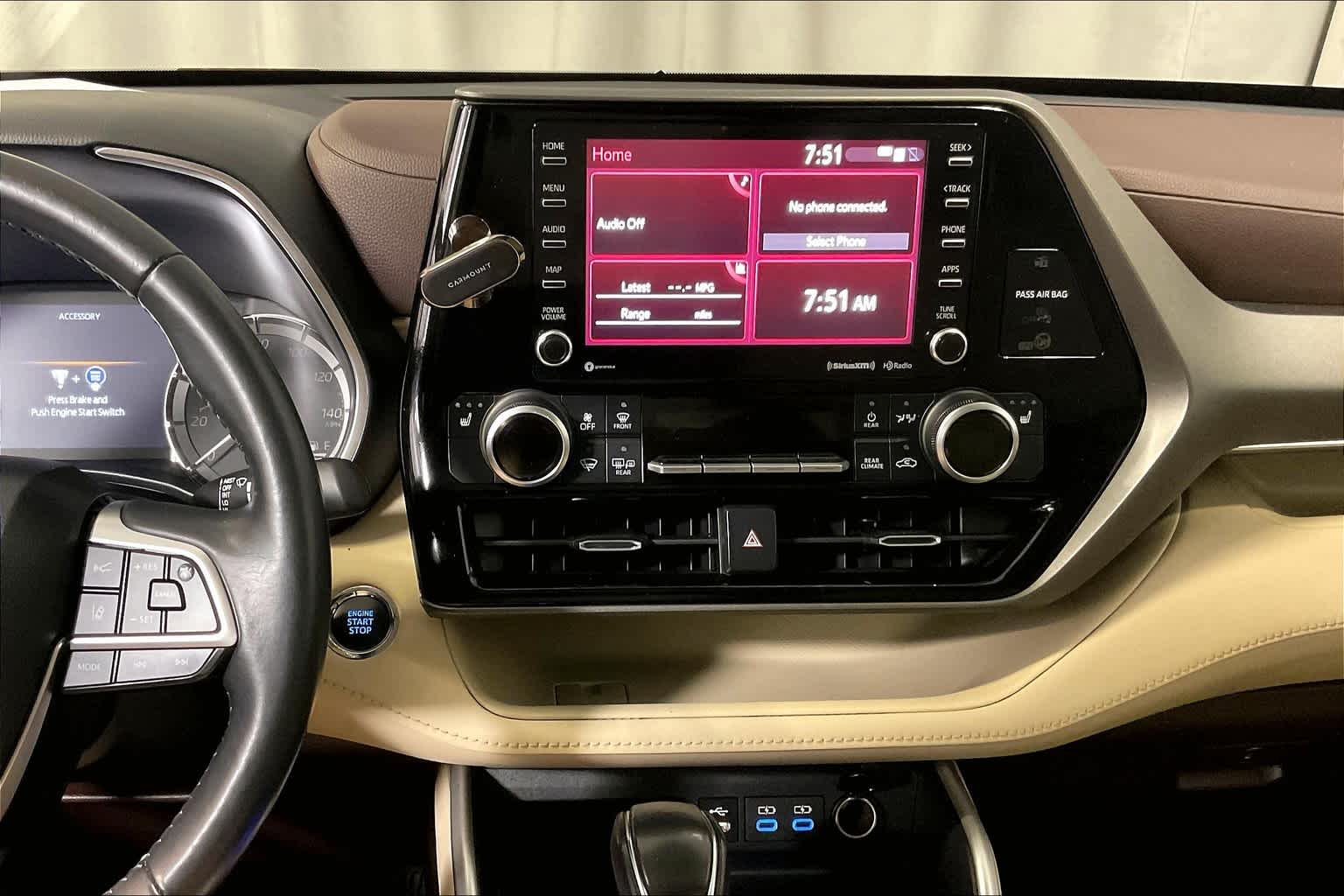 used 2022 Toyota Highlander car, priced at $37,388