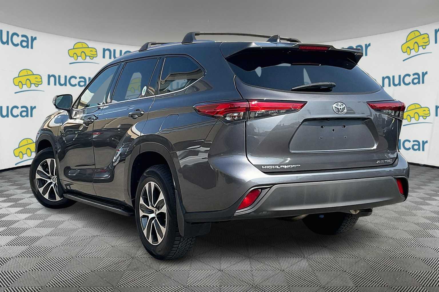 used 2021 Toyota Highlander car, priced at $34,575