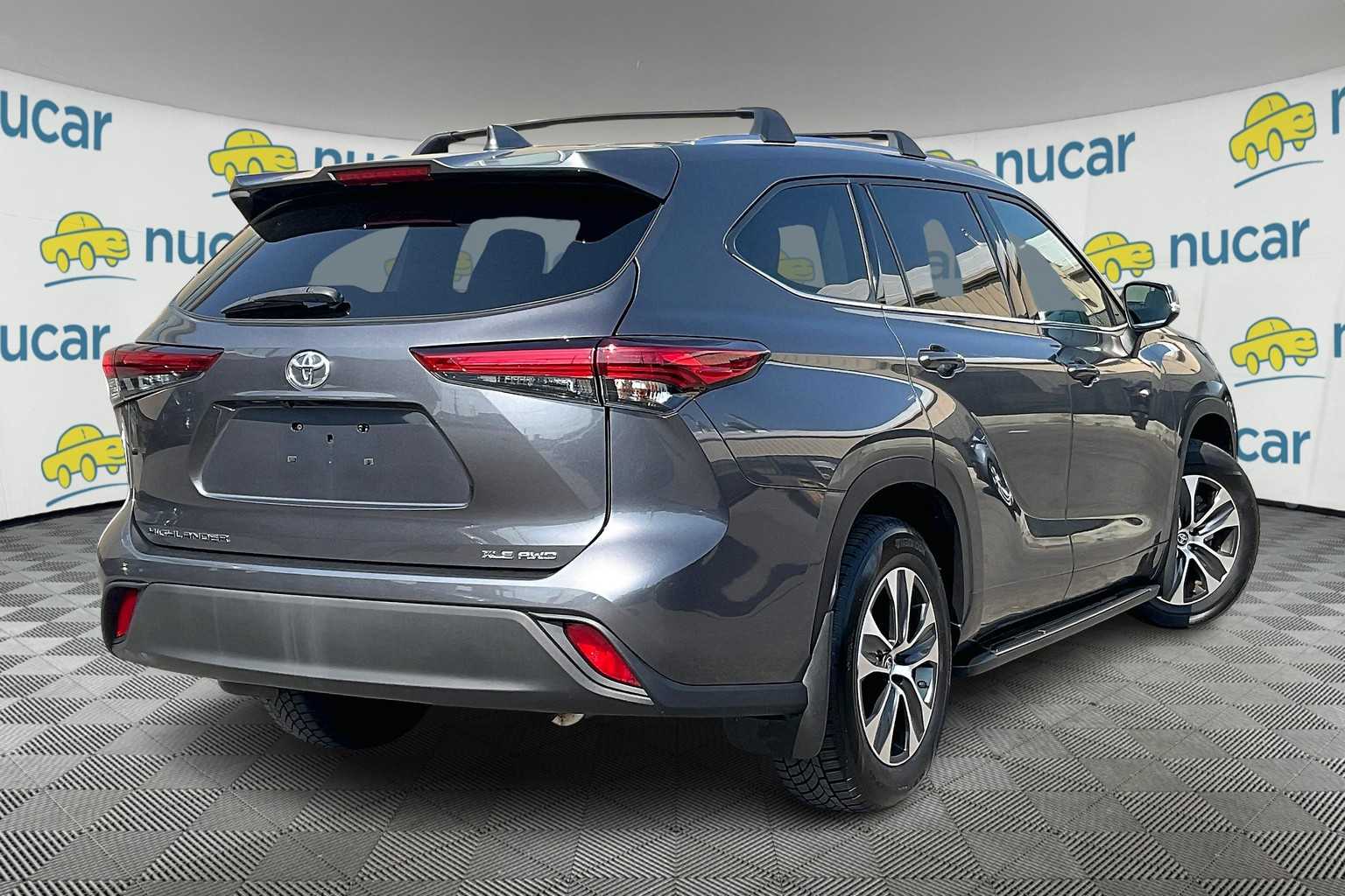 used 2021 Toyota Highlander car, priced at $34,575