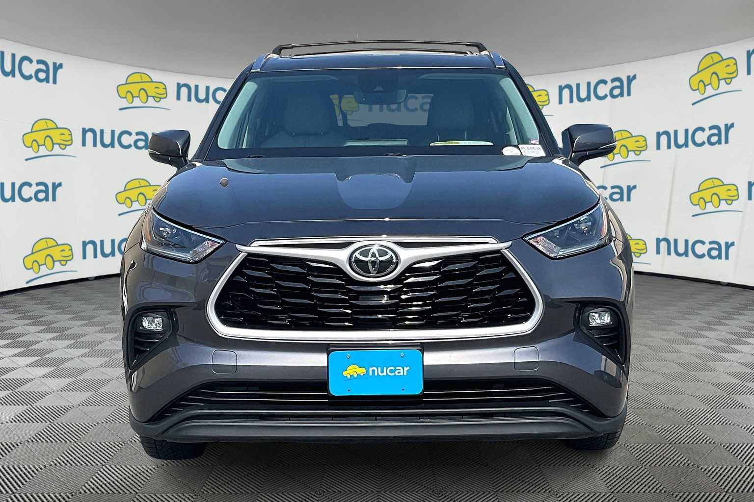 used 2021 Toyota Highlander car, priced at $34,575