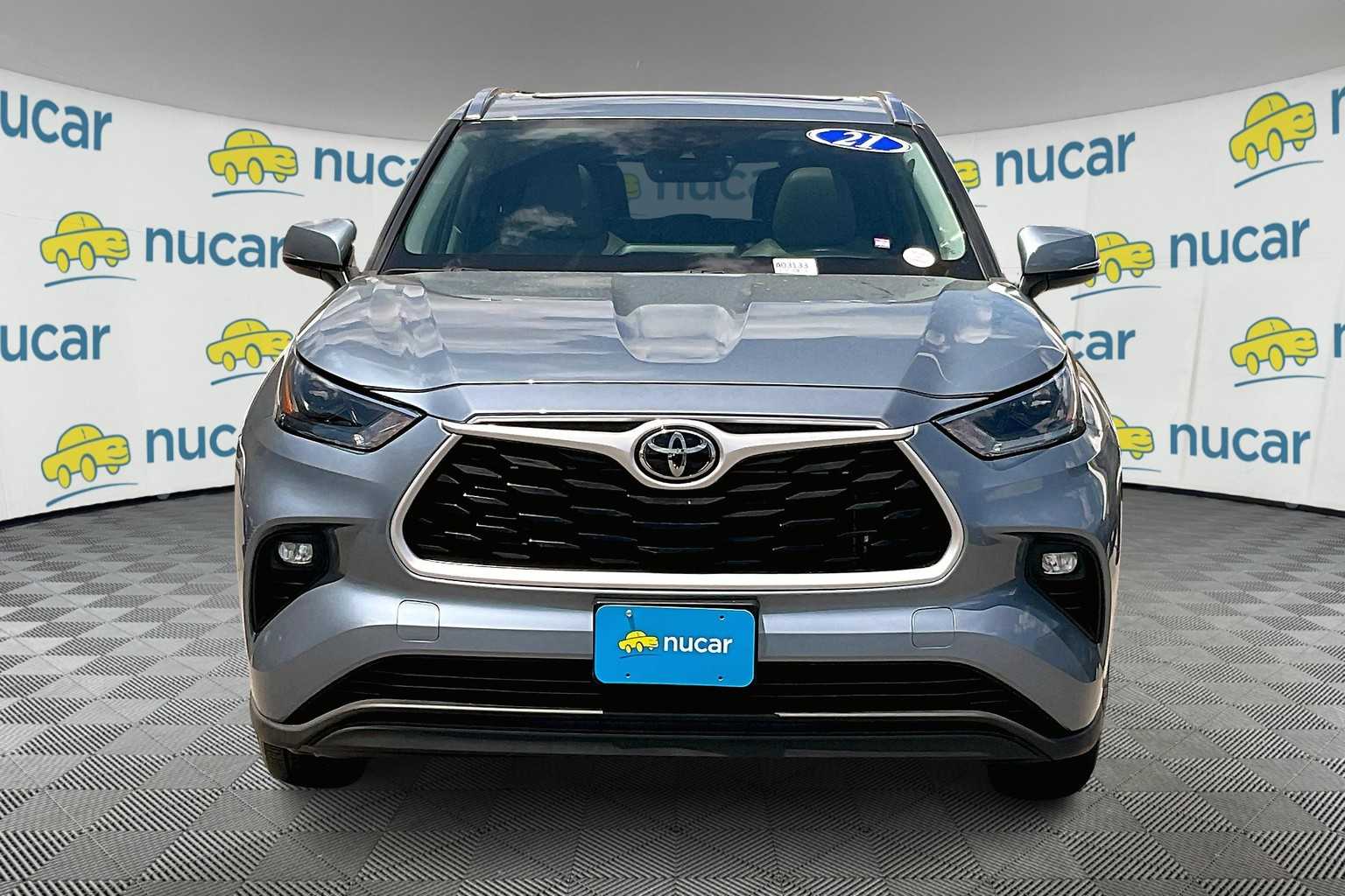 used 2021 Toyota Highlander car, priced at $35,788