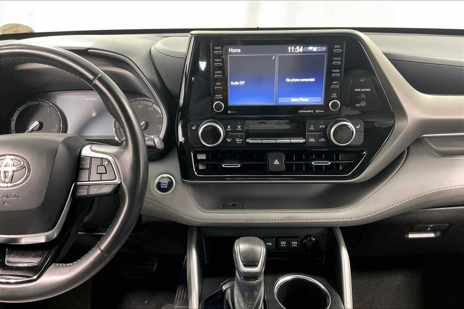 used 2021 Toyota Highlander car, priced at $35,788