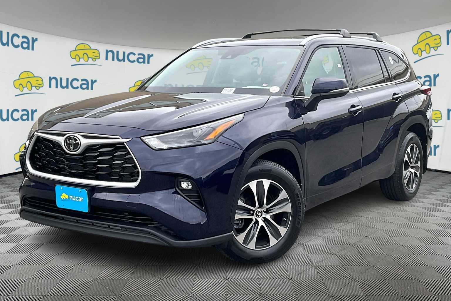 used 2022 Toyota Highlander car, priced at $38,787