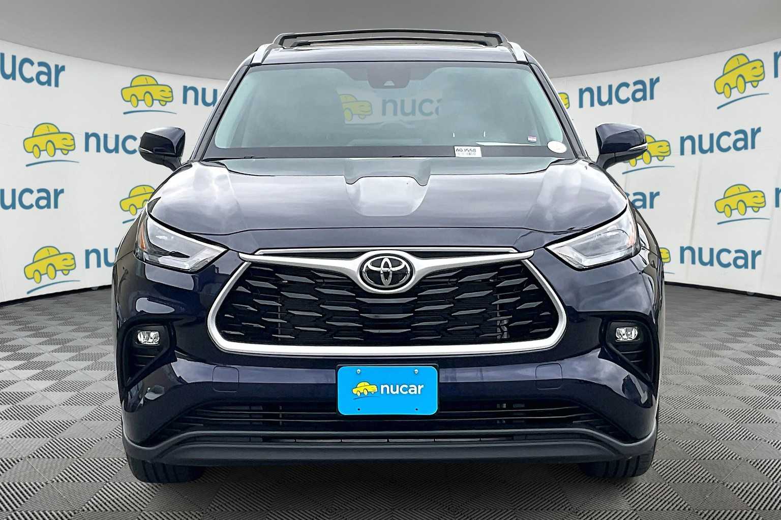 used 2022 Toyota Highlander car, priced at $38,787