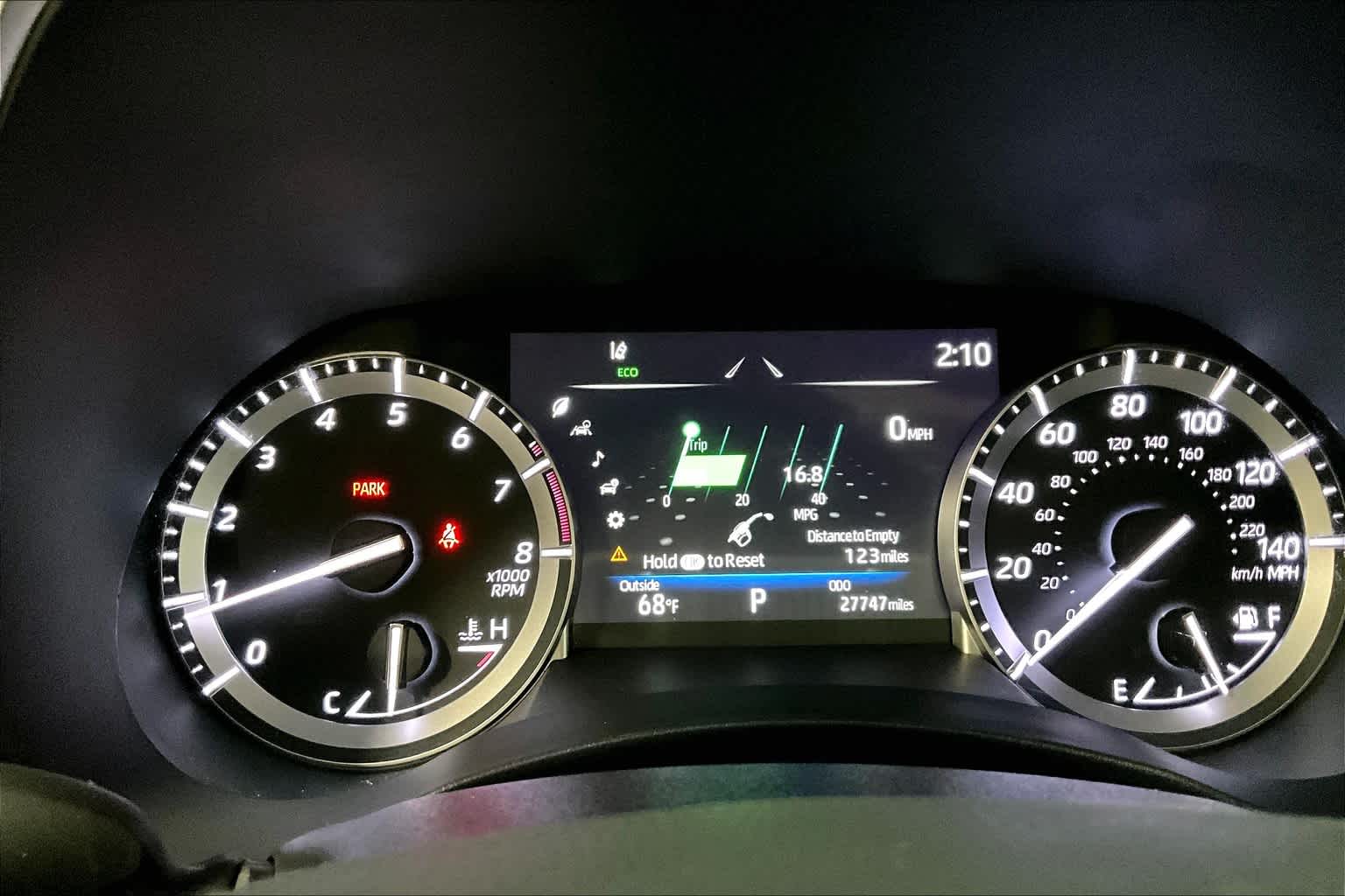 used 2022 Toyota Highlander car, priced at $37,888
