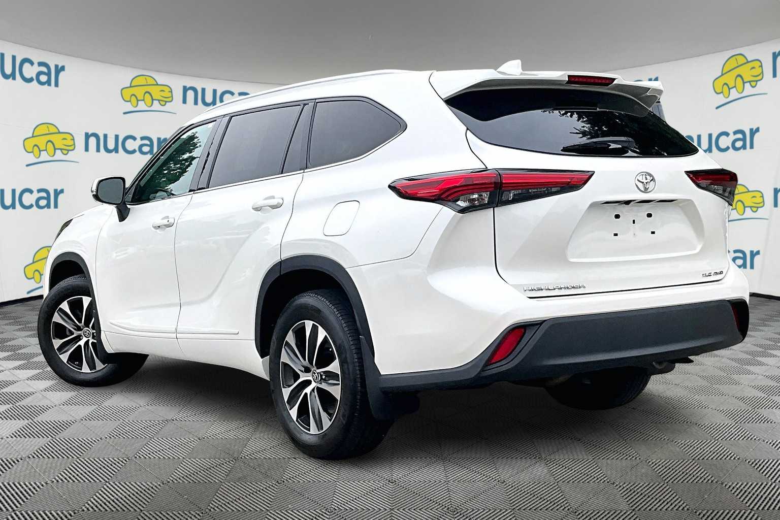 used 2021 Toyota Highlander car, priced at $29,488