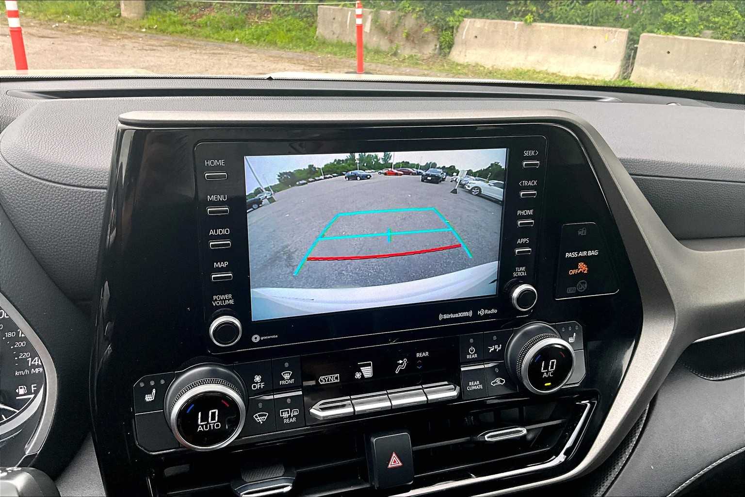 used 2021 Toyota Highlander car, priced at $29,488