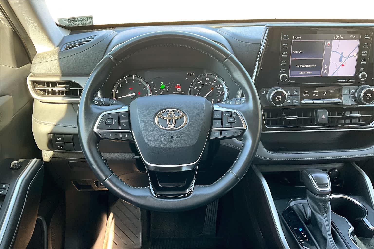 used 2021 Toyota Highlander car, priced at $33,488