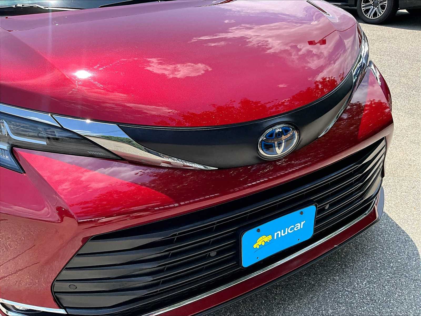 used 2021 Toyota Sienna car, priced at $37,794