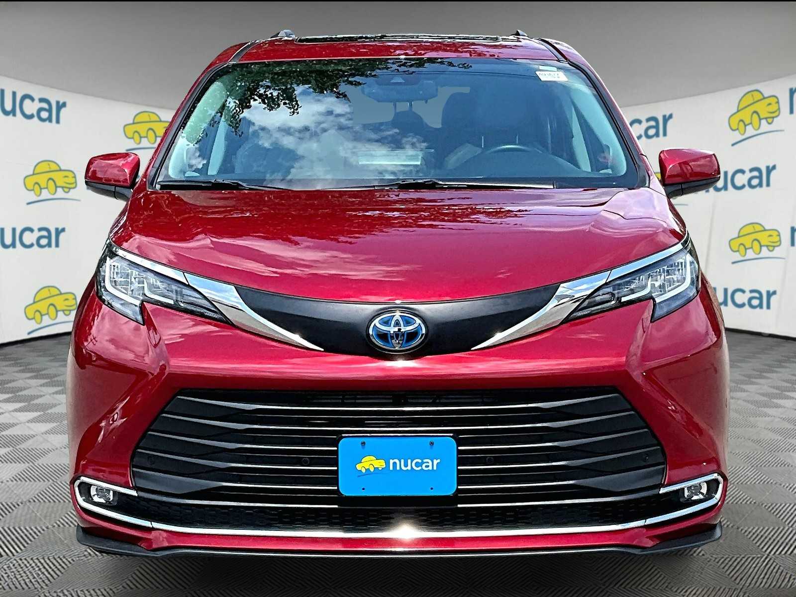 used 2021 Toyota Sienna car, priced at $37,794