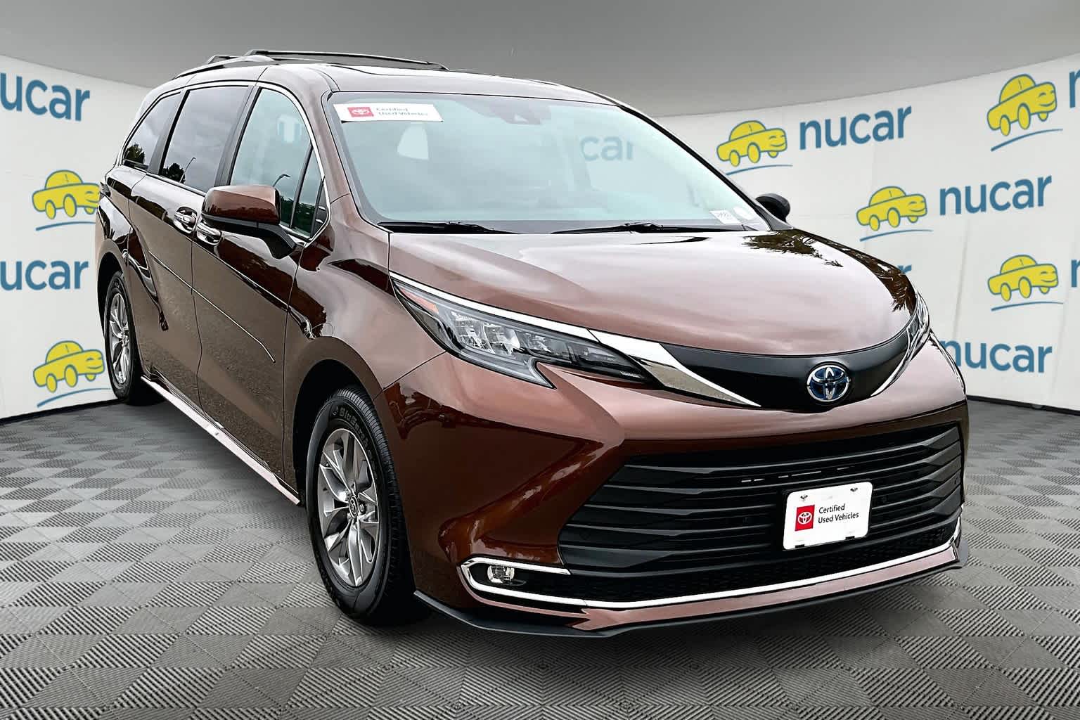 used 2024 Toyota Sienna car, priced at $53,988