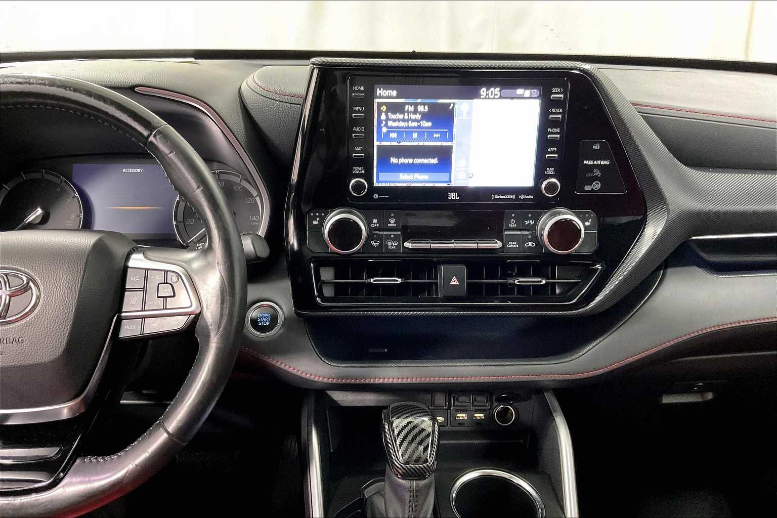 used 2021 Toyota Highlander car, priced at $34,488