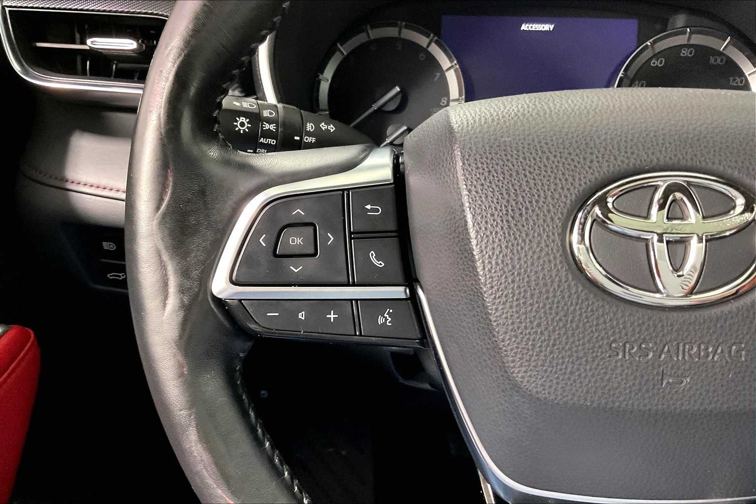 used 2021 Toyota Highlander car, priced at $34,488