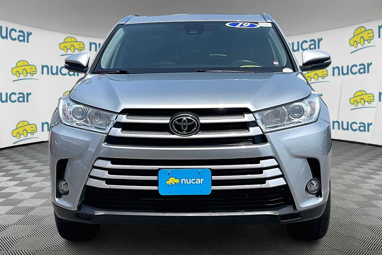 used 2019 Toyota Highlander car, priced at $28,277