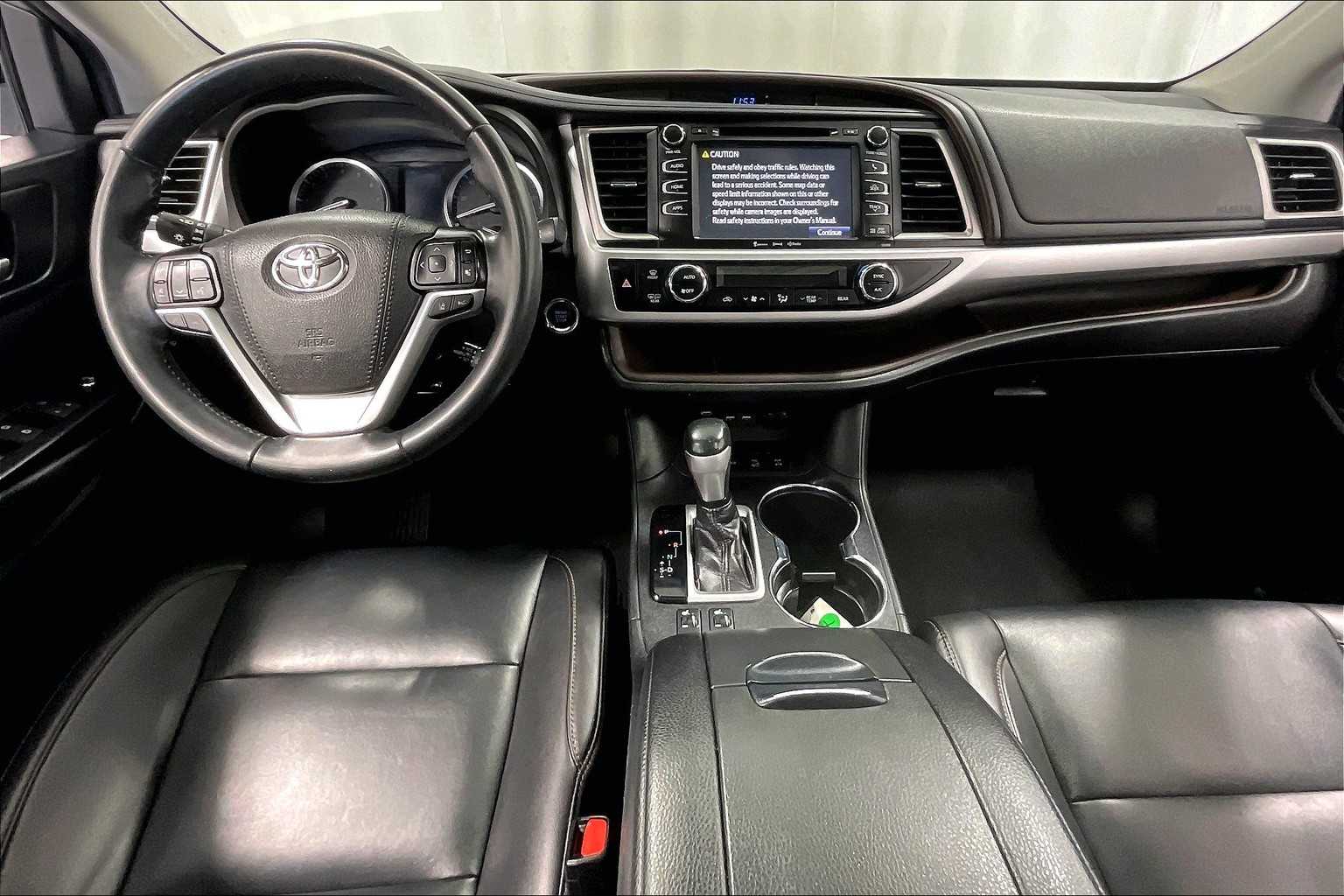 used 2019 Toyota Highlander car, priced at $28,277