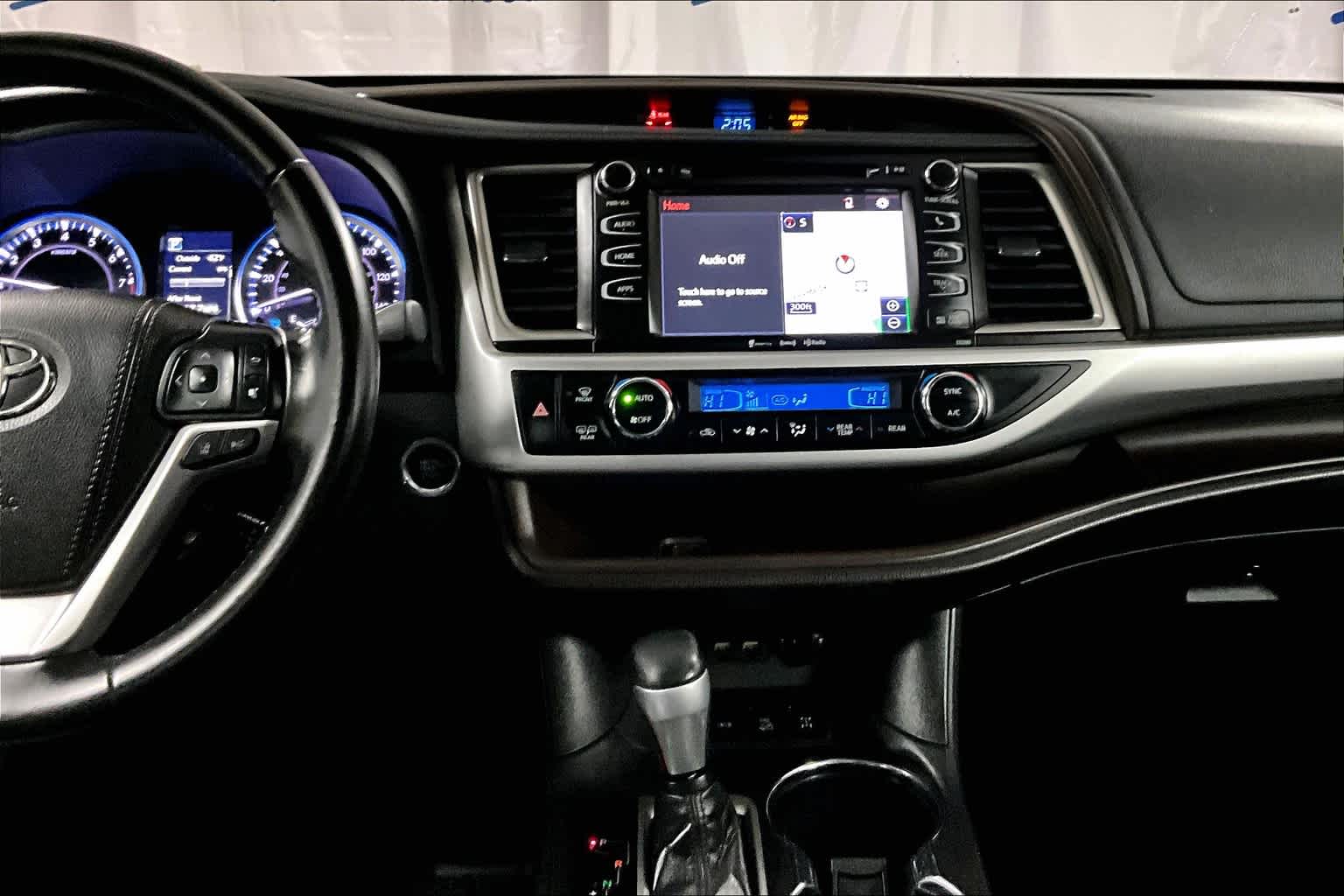 used 2019 Toyota Highlander car, priced at $26,988