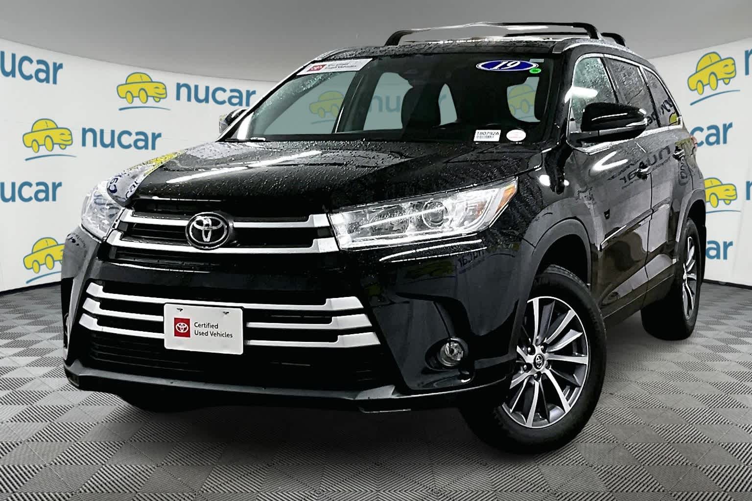 used 2019 Toyota Highlander car, priced at $26,988