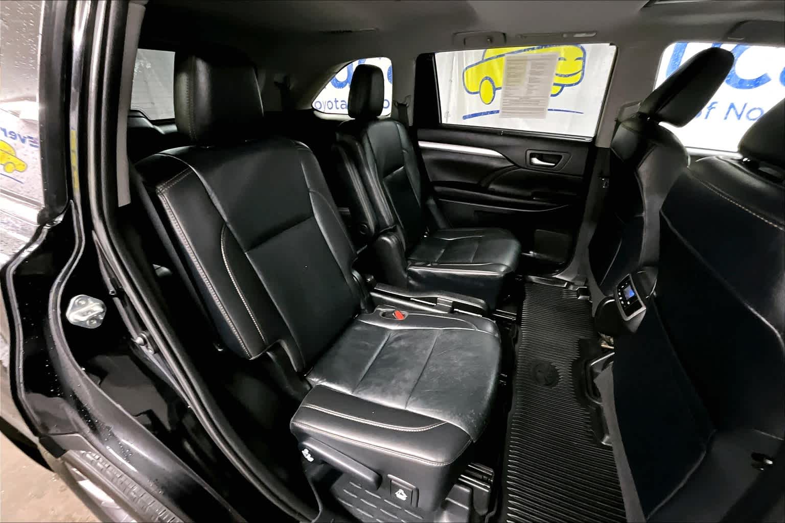 used 2019 Toyota Highlander car, priced at $26,988