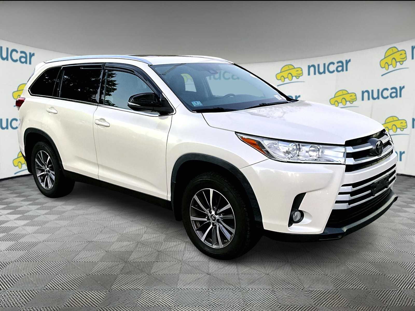 used 2019 Toyota Highlander car, priced at $27,050