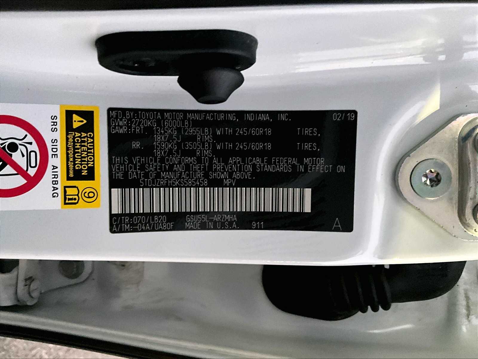 used 2019 Toyota Highlander car, priced at $27,050