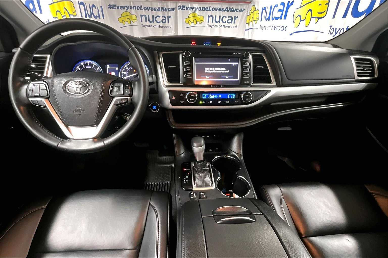 used 2019 Toyota Highlander car, priced at $27,998