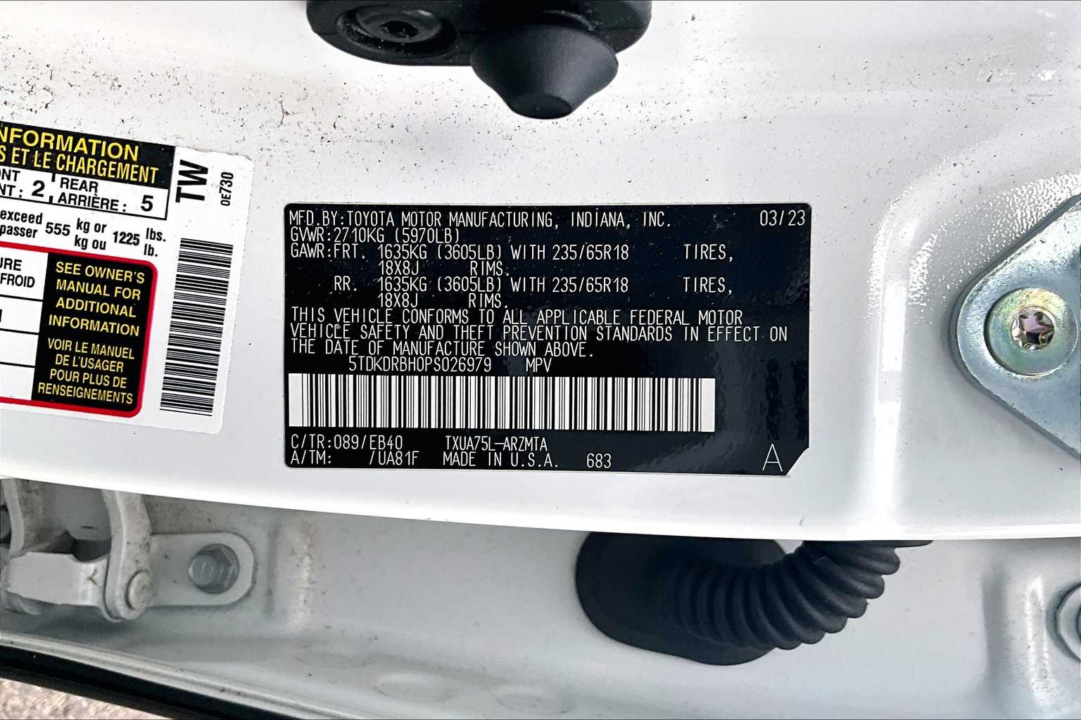 used 2023 Toyota Highlander car, priced at $38,477