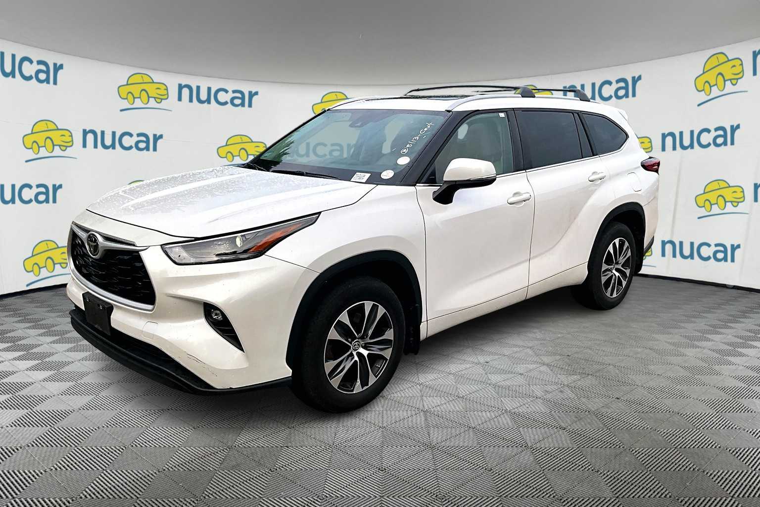 used 2023 Toyota Highlander car, priced at $38,477