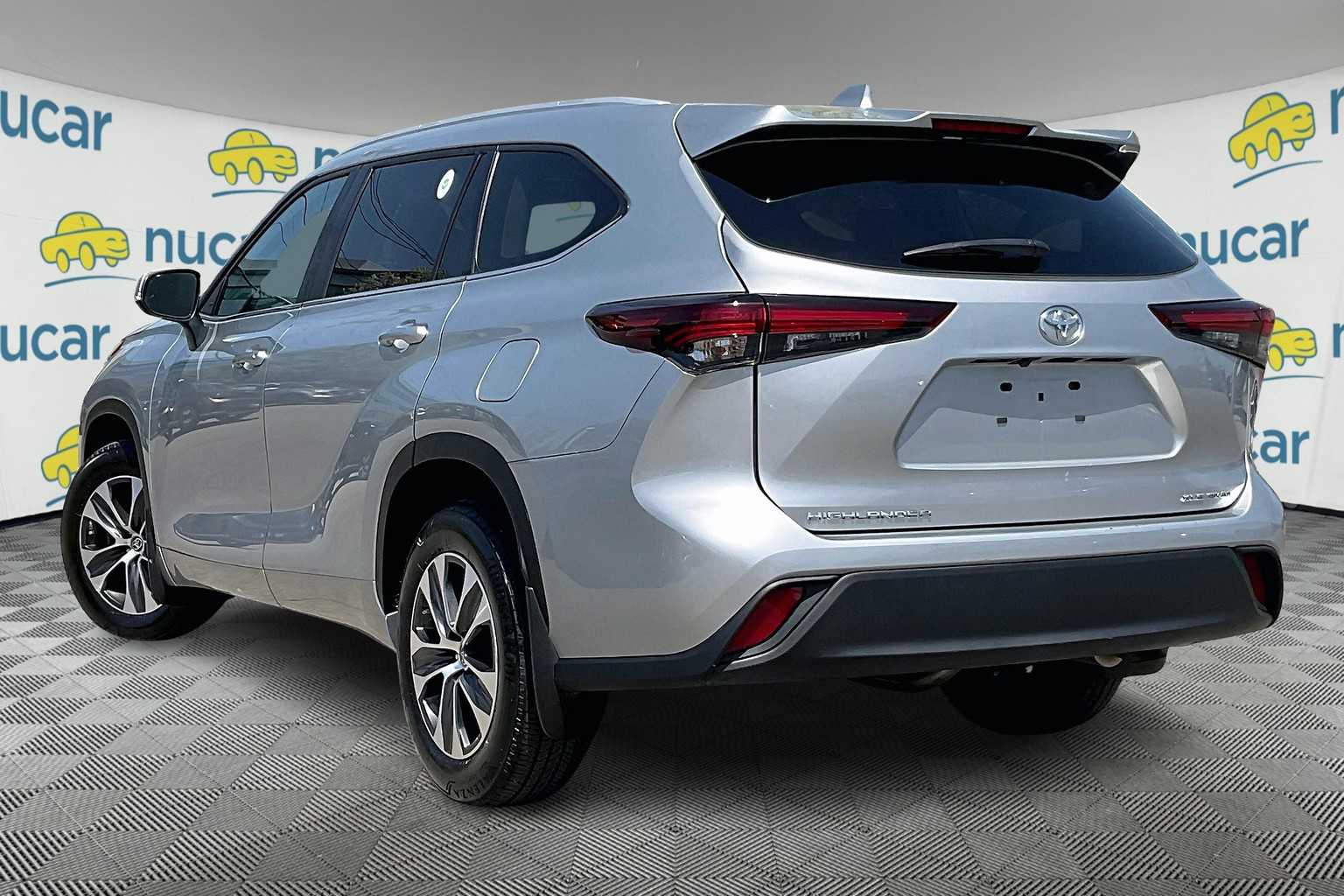 used 2024 Toyota Highlander car, priced at $41,594