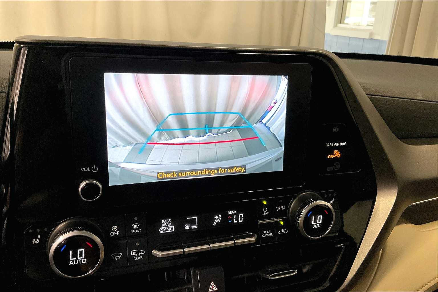 used 2024 Toyota Highlander car, priced at $41,594