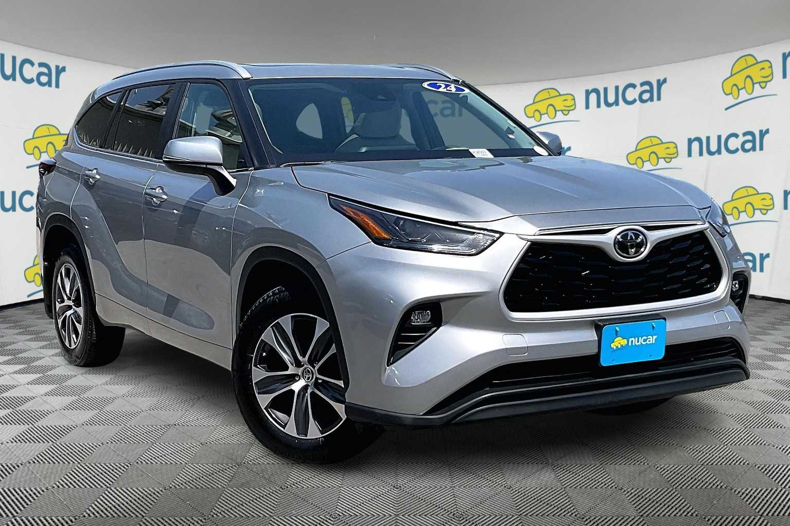 used 2024 Toyota Highlander car, priced at $41,594