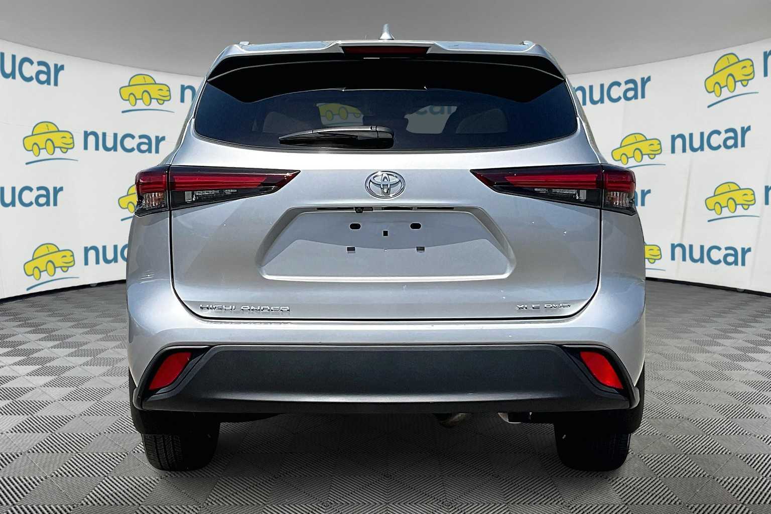 used 2024 Toyota Highlander car, priced at $41,594