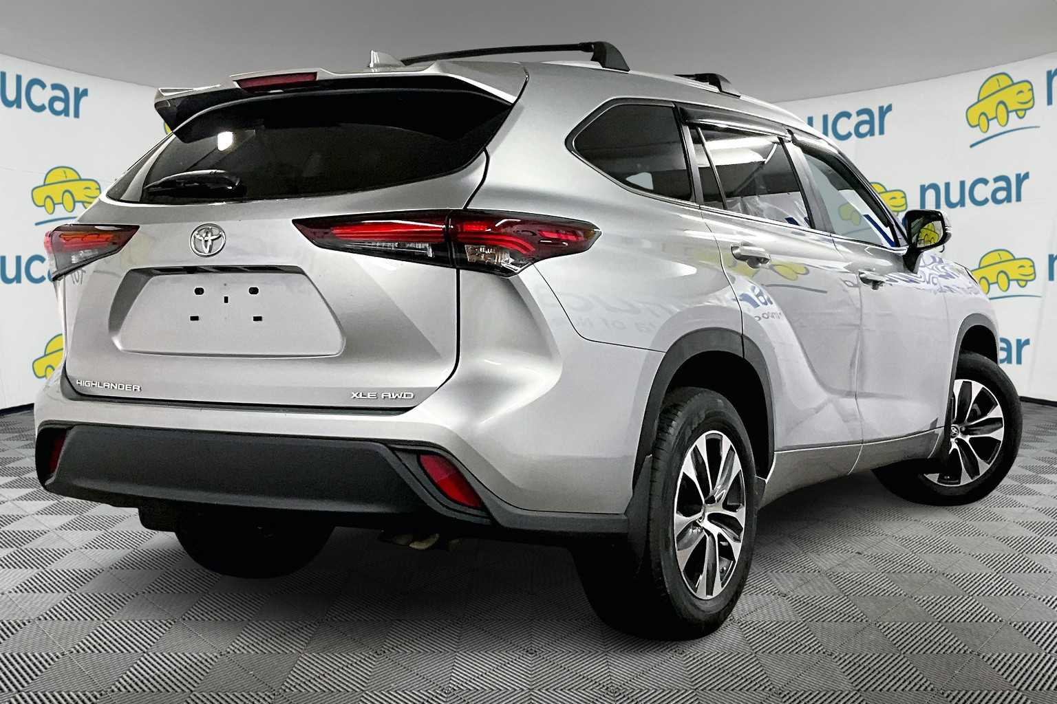 used 2024 Toyota Highlander car, priced at $41,519