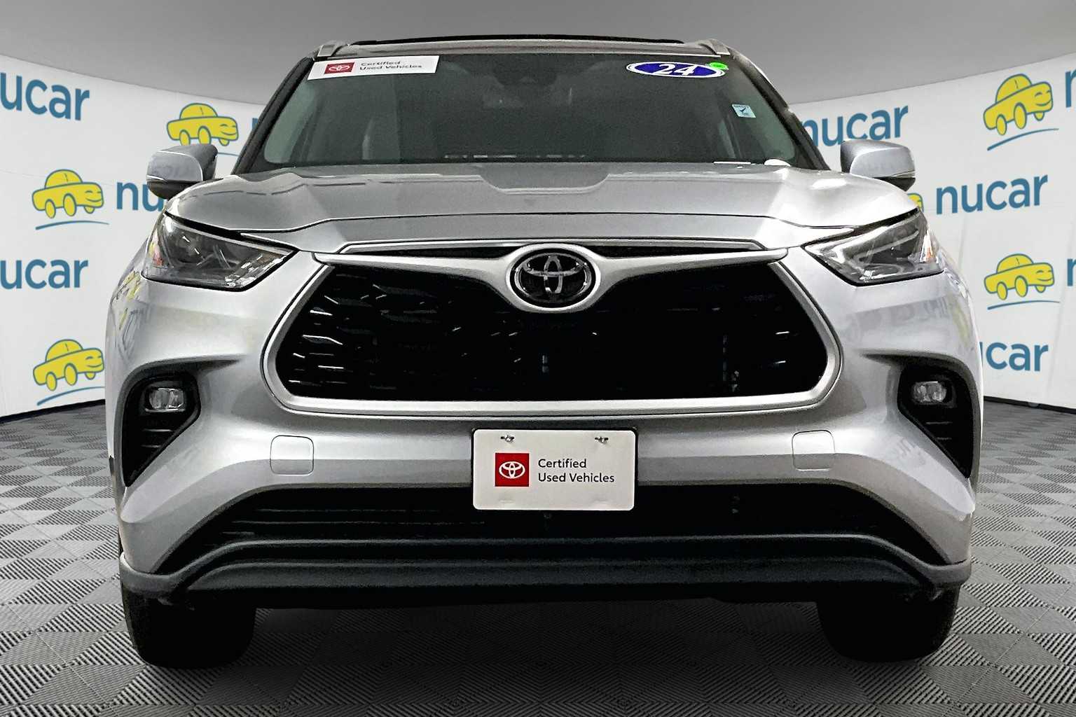 used 2024 Toyota Highlander car, priced at $41,519