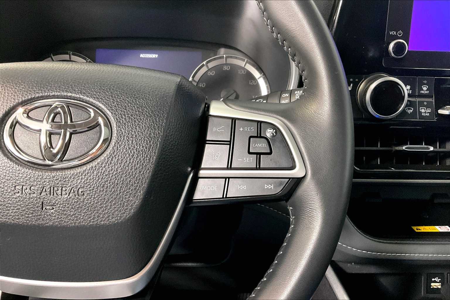 used 2024 Toyota Highlander car, priced at $42,805