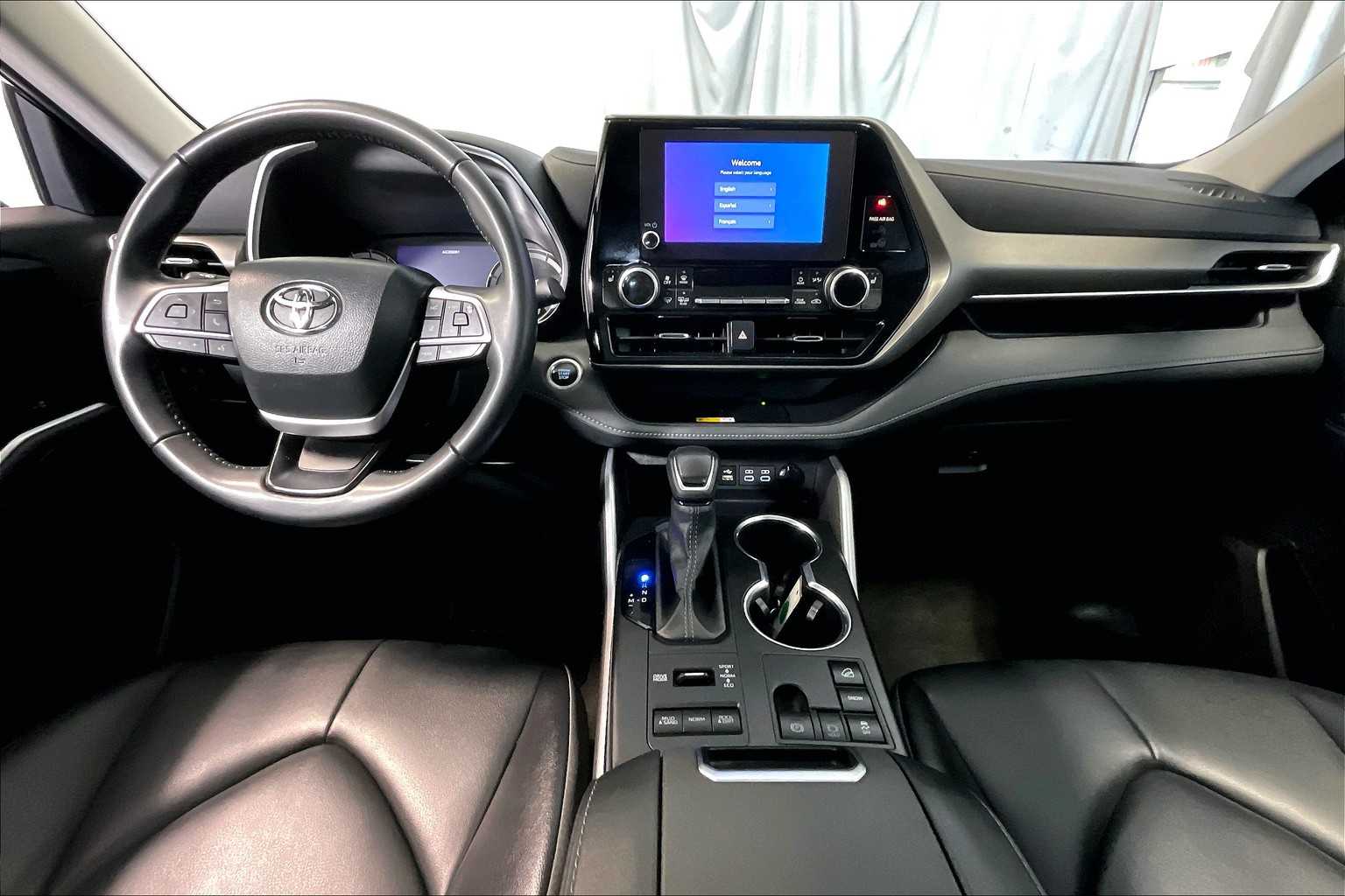used 2024 Toyota Highlander car, priced at $42,805