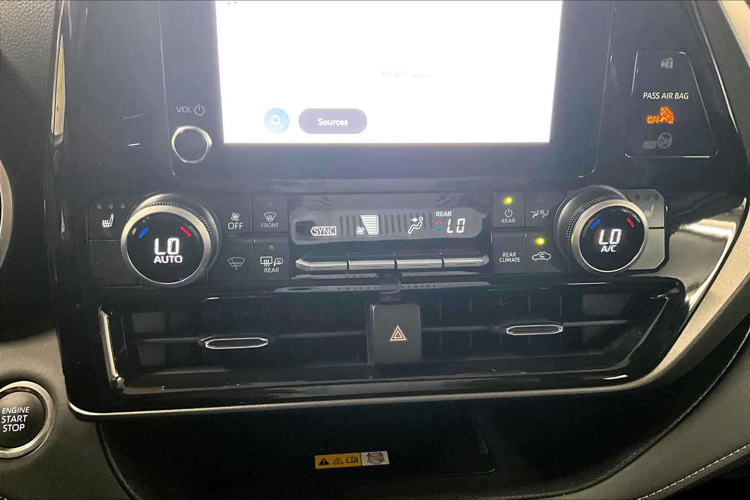 used 2025 Toyota Highlander car, priced at $46,900