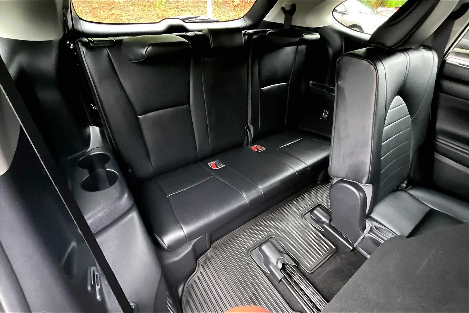used 2023 Toyota Highlander car, priced at $36,777