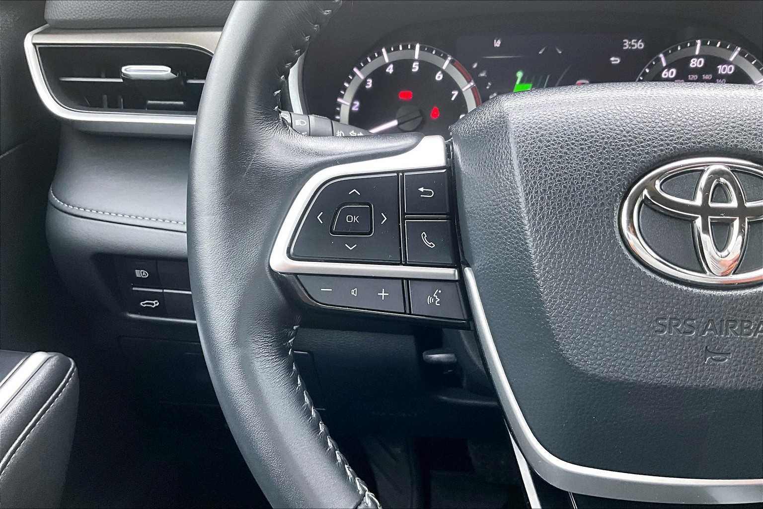 used 2023 Toyota Highlander car, priced at $36,777