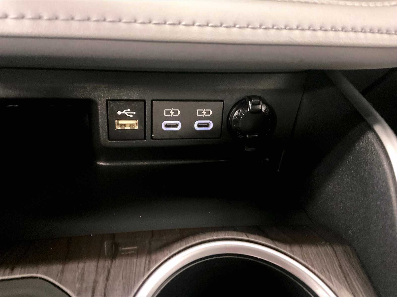 used 2024 Toyota Highlander car, priced at $49,394